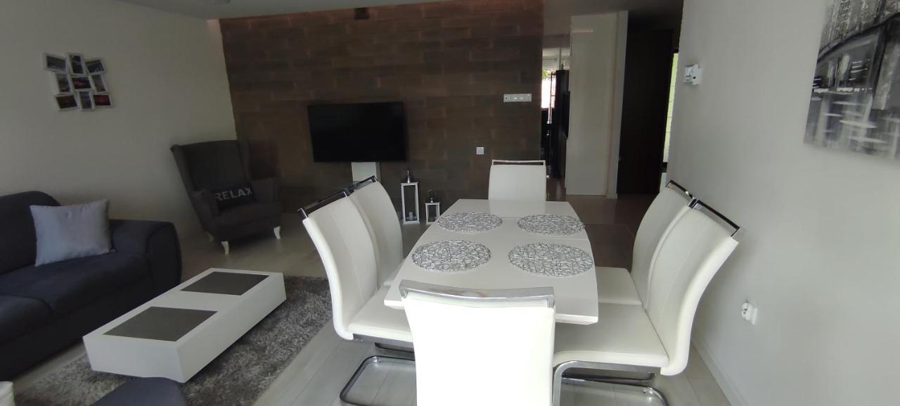 Nad Morzem Dom Apartment Wierzchucino Bagian luar foto